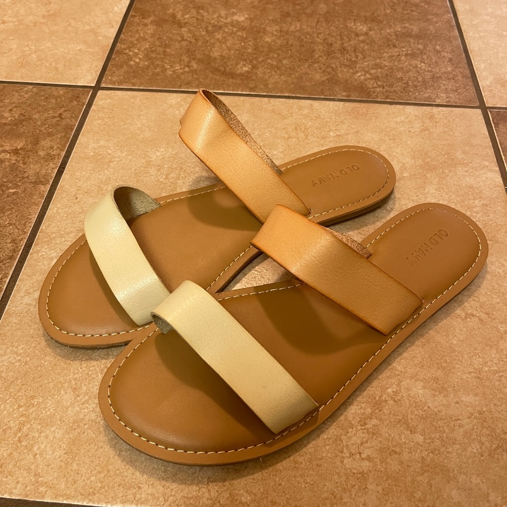 Old Navy flip flops